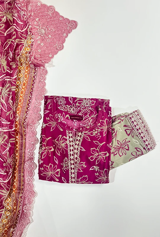 Bin Saeed Embroidery Lawn - Raspberry Pink 3pcs (stitched)